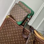 Louis Vuitton Trio Messenger Bag Green 25Cm M12766 - Image 6