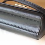 Louis Vuitton Lv Twist MM Leather Handbag Black 23Cm - Image 8