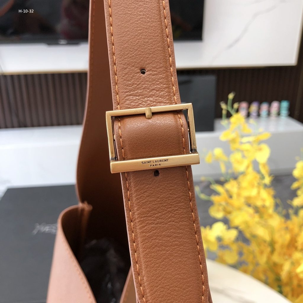 Saint Laurent Le 5 À 7 Supple Large In Grained Leather Brown 31Cm 713938Aaauq2536 - Image 5