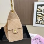 Chanel 25 Small Handbag Suede And Gold Tone Metal Light Grey 26Cm - Image 7