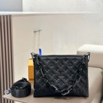 Louis Vuitton Coussin PM Bag Black 27Cm M11370 - Image 3