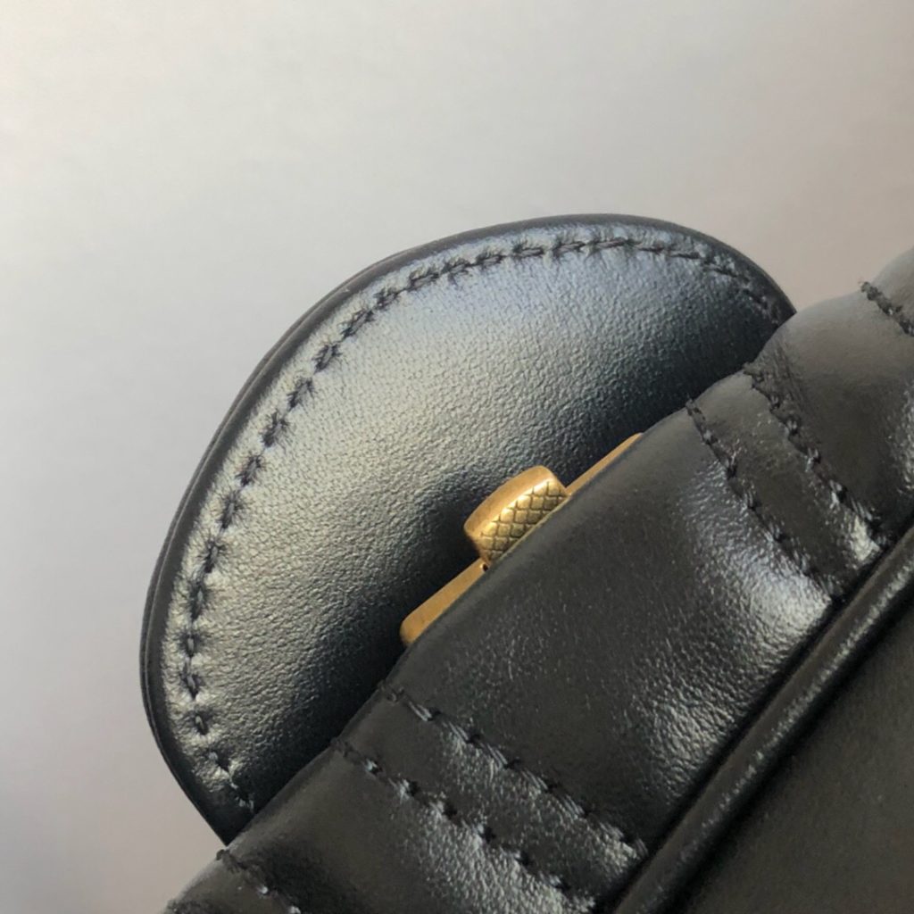 Gucci Marmont Medium Matelassé Shoulder Bag Black 26cm 443496 DTDIT 1000 - Image 7