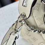 Louis Vuitton Hand It All PM Creme Beige 29Cm M24114 - Image 10