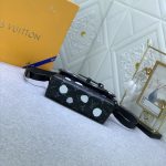 Louis Vuitton X Yayoi Kusama Steamer Wearable Wallet Monogram Eclipse Black 18cm - Image 5