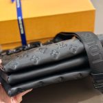 Louis Vuitton Coussin PM Bag Black 27Cm M11370 - Image 7