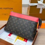 Louis Vuitton Pochette Voyage Souple Bag Pink 29Cm M13356 - Image 3