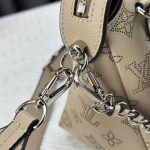 Louis Vuitton Hand It All PM Galet Gray 29Cm M24255 - Image 5