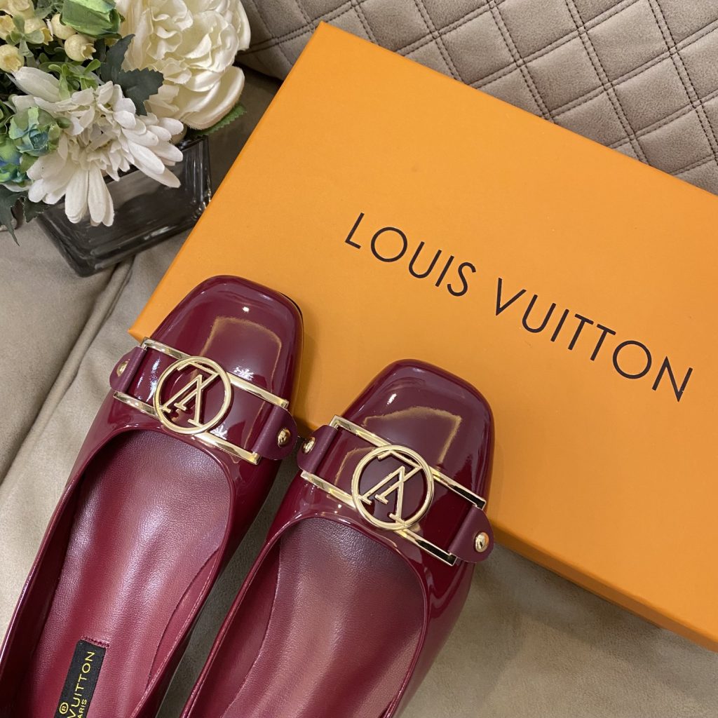 Louis Vuitton Signature Lv Logo Shiny Wine Red Ballerina - Image 5