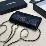 Chanel Flap Bag Black 19Cm - Image 4