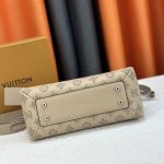 Louis Vuitton Hand It All PM Galet Gray 29Cm M24255 - Image 7