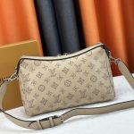 Louis Vuitton Hand It All PM Galet Gray 29Cm M24255 - Image 4