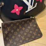 Louis Vuitton Neverfull MM Monogram Teddy Black 31cm M56960 - Image 6