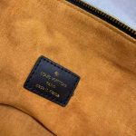 Louis Vuitton Coussin MM Black 34Cm M21264 - Image 6