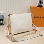 Louis Vuitton Coussin PM Cream 26Cm M57793 - Image 5