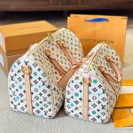 Louis Vuitton Keepall Bandoulière Vanilla 40Cm M25233 - Image 3