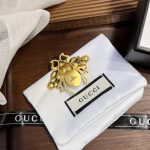 Gucci Gg Bee Brooch Gold With Stone - Image 5