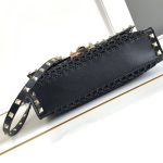 Valentino Garavani Rockstud Small Raffia Shoulder Bag Black 22Cm - Image 5