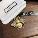 Gucci Gg Bee Brooch Gold With Stone - Image 7