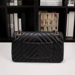 Chanel Medium Classic Flap Bag Chevron Black 25Cm - Image 5