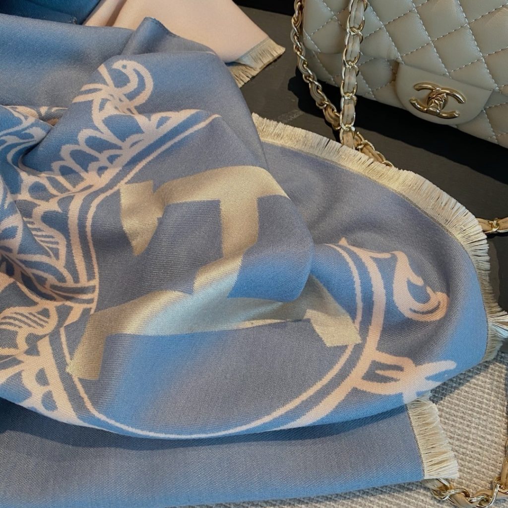 Hermes Cashmere Wool Scarf Wrap Shawl In Blue And Pink 180cm - Image 5