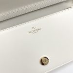 Valentino Garavani Locò Shoulder Bag In Ivory 27cm - Image 7