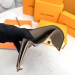 Louis Vuitton Victorine Wallet Beige 12Cm M81861 - Image 11