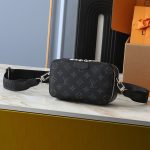 Louis Vuitton LV Alpha Wearable Black 18Cm - Image 3