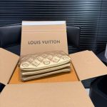 Louis Vuitton Pochette Coussin Monogram Gold 20Cm M80999 - Image 6
