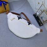 Louis Vuitton Bumbag Monogram Teddy Fleece White 37Cm M23715 - Image 6