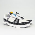 Louis Vuitton Trainer Sneaker Grey 1ADF5I - Image 4