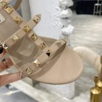 Valentino Garavani Rockstud Slide Sandal In Laminated Nappa Beige 7W2S0C47Vod P45 - Image 4