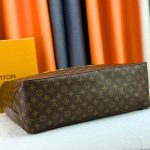 Louis Vuitton Shopper Tote MM Monogram Brown 40Cm - Image 6