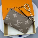 Louis Vuitton Key Pouch Light Grey 12Cm M13793 - Image 4