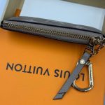 Louis Vuitton Key Pouch Light Grey 12Cm M13793 - Image 6