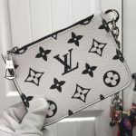 Louis Vuitton Marelle Black 25Cm M80689 - Image 8