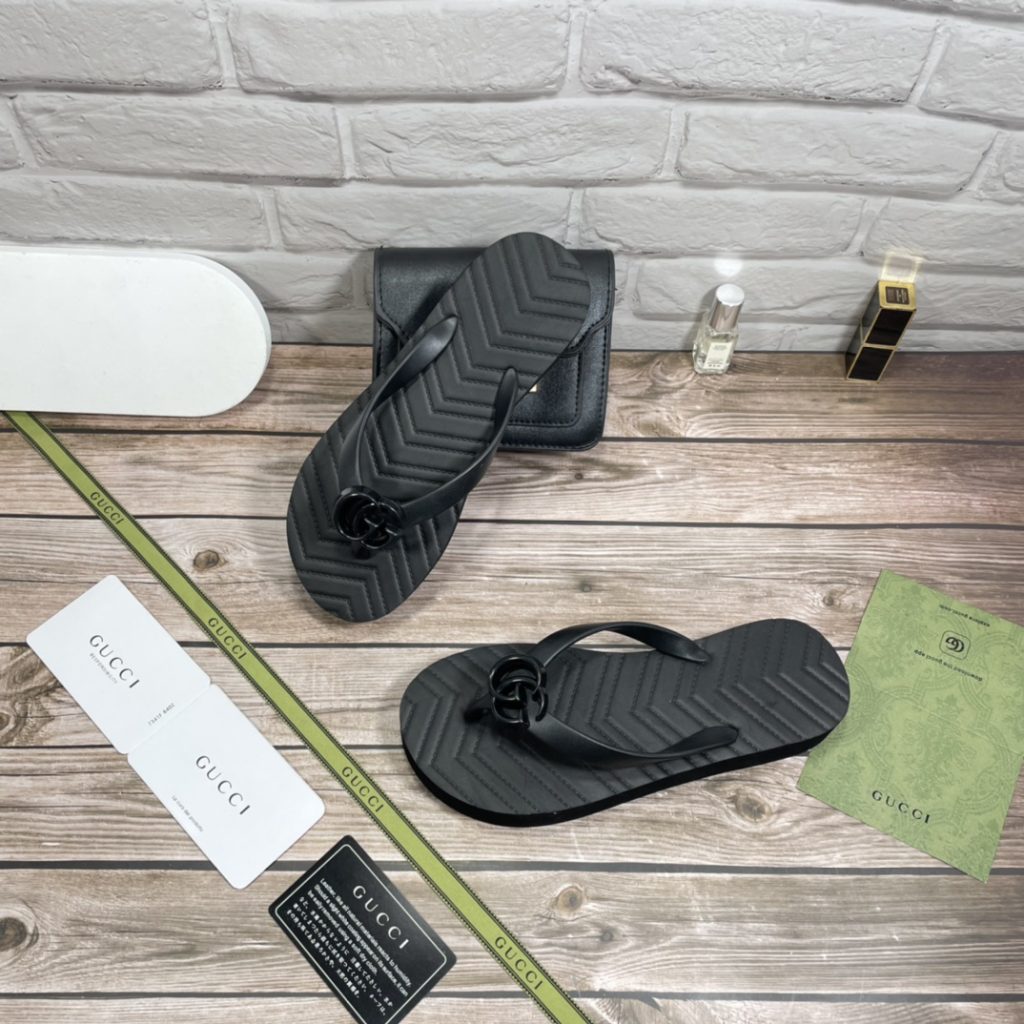 Gucci Women’S Chevron Thong Sandal Black ‎‎‎655463 J8710 1000 - Image 5