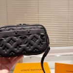Louis Vuitton Alpha Wearable Wallet Monogram Shadow Black 19Cm M82544 - Image 4