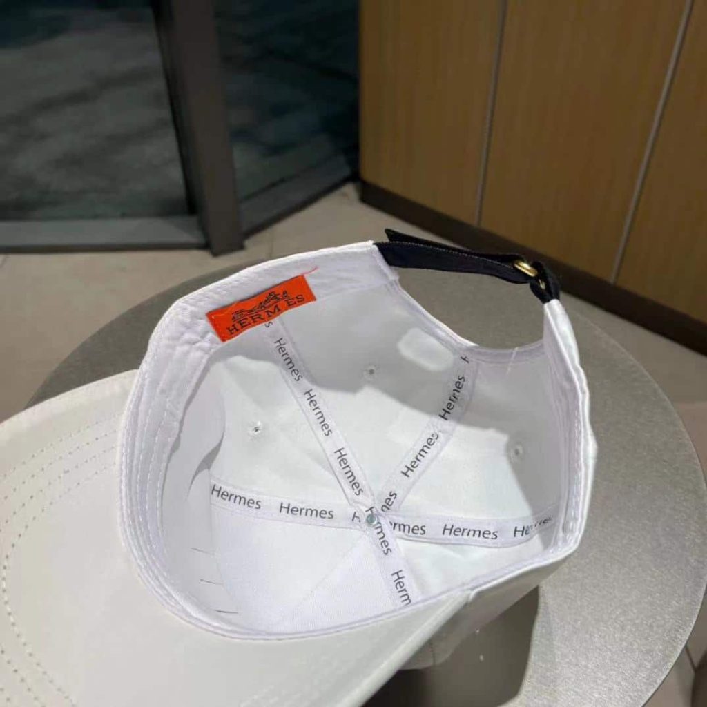 Hermes New Carriage Baseball Cap White - Image 5