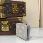 Louis Vuitton Lisa Wallet Bicolor Monogram Brume Gray 11Cm M13797 - Image 4