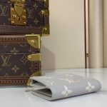 Louis Vuitton Lisa Wallet Bicolor Monogram Brume Gray 11Cm M13797 - Image 5