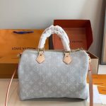 Louis Vuitton Speedy Soft 30 Washed Gray 30Cm M13344 - Image 7