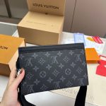 Louis Vuitton Gaston Wearable Wallet Monogram Eclipse Black 21cm M81124 - Image 4