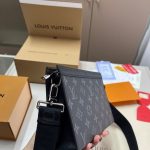 Louis Vuitton Gaston Wearable Wallet Monogram Eclipse Black 21cm M81124 - Image 5