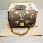 Louis Vuitton Favorite Bicolor Monogram Beige 24Cm M45836 - Image 3