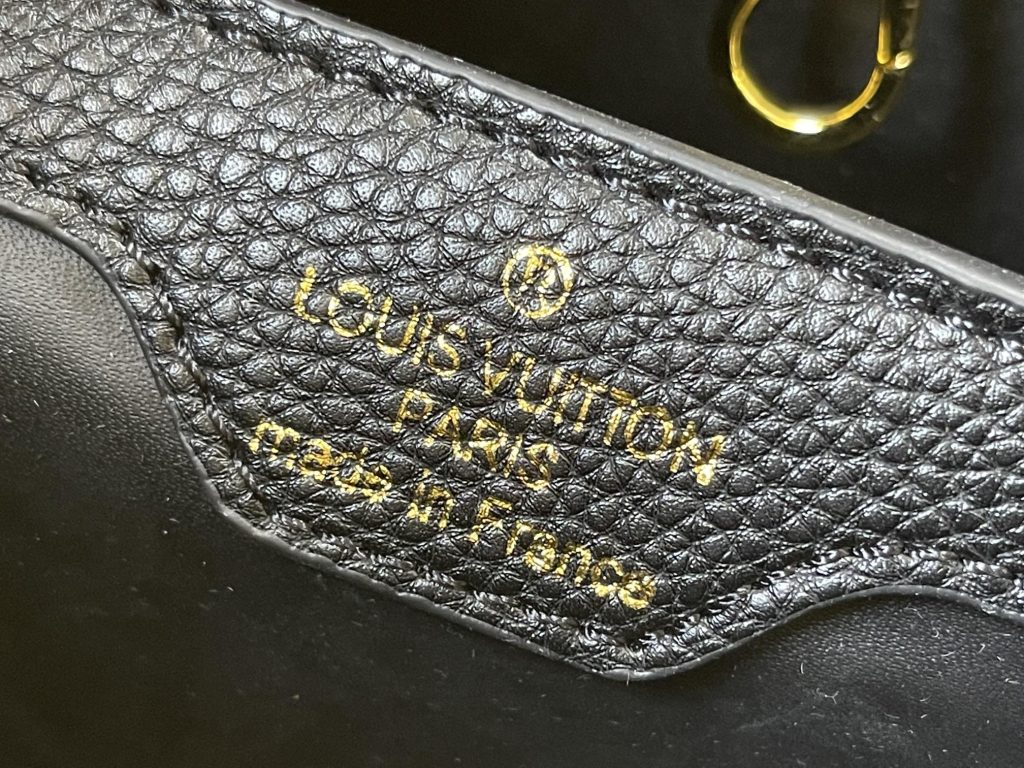 Louis Vuitton Capucines BB Black Arizona 27Cm M59466 - Image 6