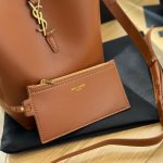 Saint Laurent Le 37 In Shiny Leather Brown 25Cm - Image 5