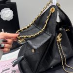 Chanel 25 Small Handbag Grained And Gold Tone Metal Black 26cm AS5293 B20304 94305 - Image 5