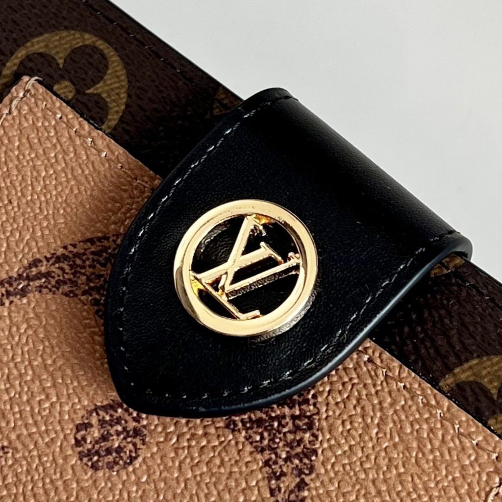 Louis Vuitton Juliette Wallet Monogram Giant Brown 13Cm M69432 - Image 6