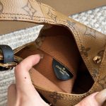 Louis Vuitton Atlantis BB Monogram Reverse Coated Canvas 18Cm M46816 - Image 4