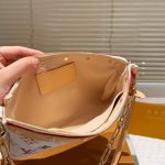 Louis Vuitton X Takashi Murakami Pochette Accessories Multicolore Blanc 21cm M13404 - Image 6